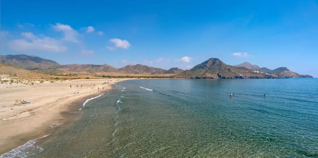Playa de los Genoveses - cómo llegar y disfrutarla
